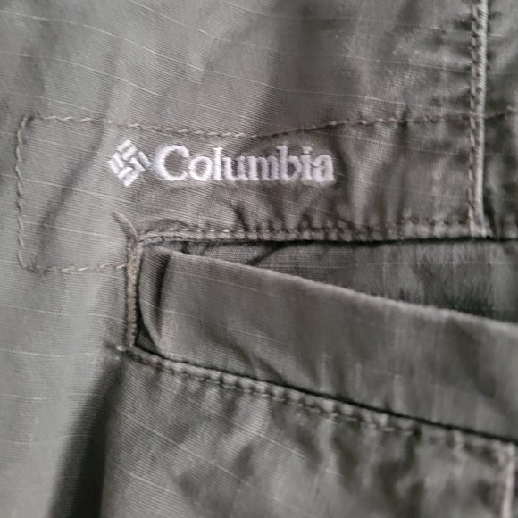 Columbia Omni Shade Cargo Capri's - Picture 10 of 14